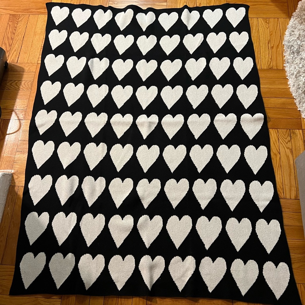 Happy Habitat By Karrie Dean Italic Hearts Monochrome Knit Throw Blanket